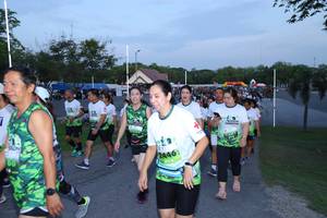 BIB: 2446
                            <button type="button" onclick="openModal(3628768)" class="btn btn-primary btn-sm float-right btn-popup" data-toggle="modal" data-target=".modal-high-quality">
                        <i class="fas fa-shopping-cart"></i> Add to Cart
                    </button>
                                            <button type="button" onclick="isThisMe(3628768, true)" class="btn btn-success btn-sm float-right btn-popup btn-isme hidden" data-toggle="tooltip" data-placement="bottom" title="นี่คือรูปของคุณใช่ไหม คลิกที่นี่เพื่อเอาเข้าอัลบั้ม">
                        <i class="fas fa-plus"></i> Add to album
                    </button>
                    <button type="button" onclick="isThisMe(3628768, false)" class="btn btn-warning btn-sm float-right btn-popup btn-isnotme hidden">
                        <i class="fas fa-ban"></i> Remove from album
                    </button>